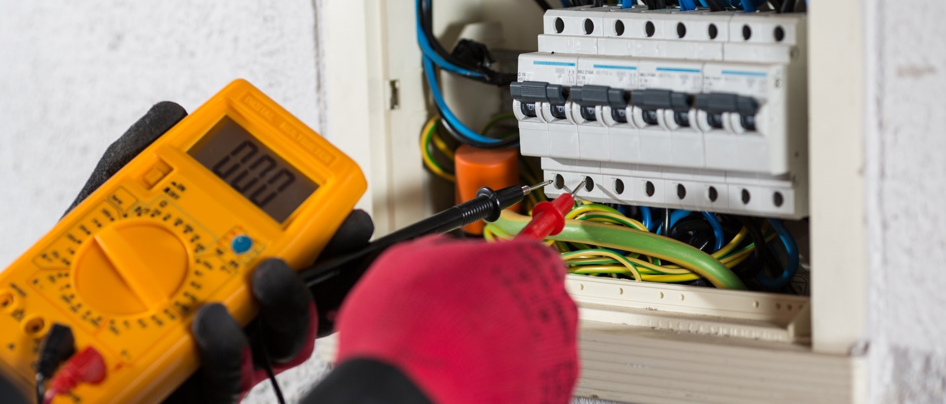 Electricians RM16