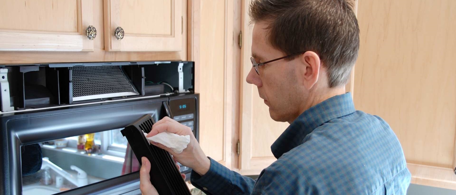 Kitchen fitters RM16